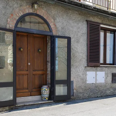 Pescini's Apartment Rosia